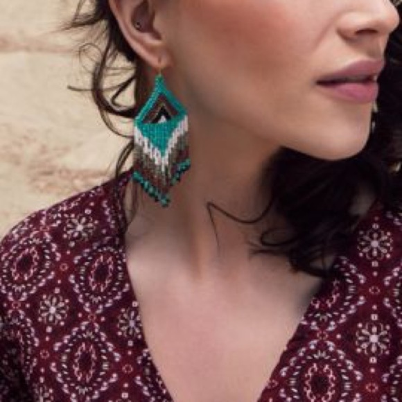 New green Gold Hand Beaded tassel boho western tribal earrings gold turquoise - Picture 2 of 3